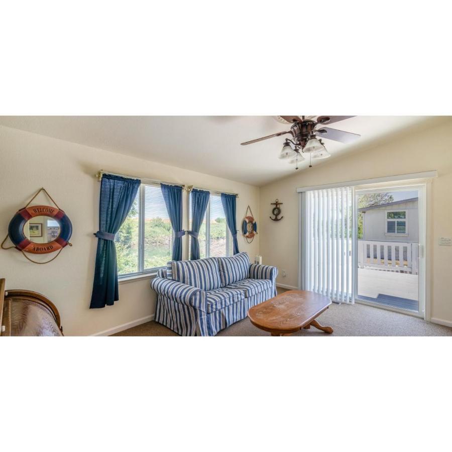 Hotel Snug Harbor Rv Park & Marina à Walnut Grove Extérieur photo